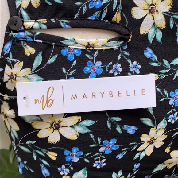 Sleeveless Floral Top 🌸 - Picture 6 of 6